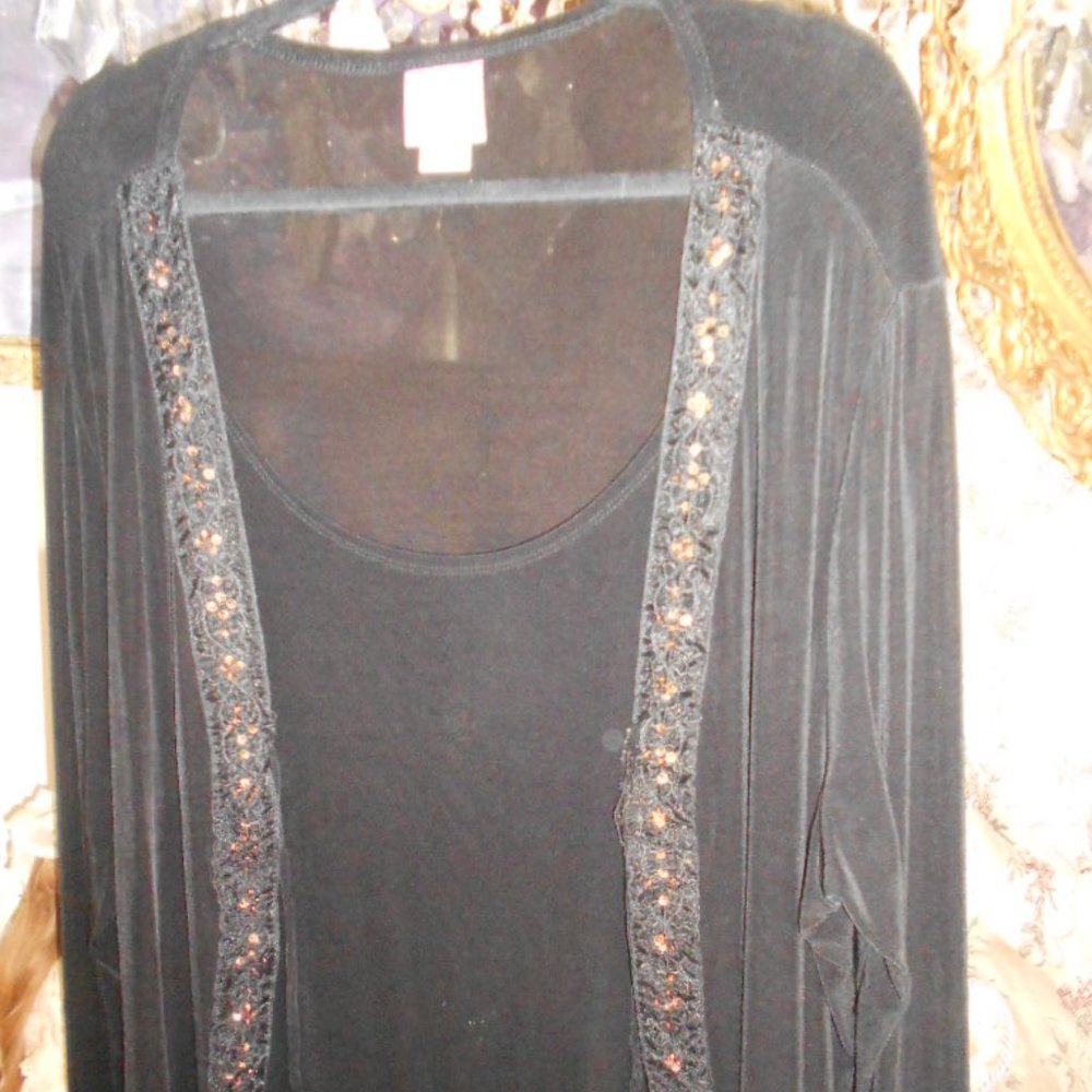CM Shapes 2x -5 x Black Top with Sewn in Jacket
